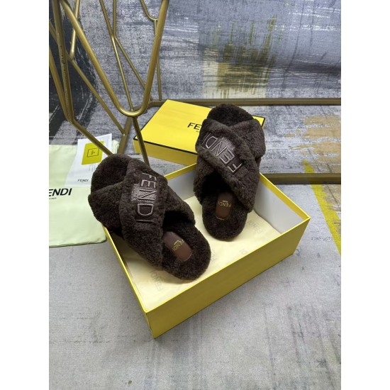 Fendi Slippers Shoes Best Quality
Women 35-41