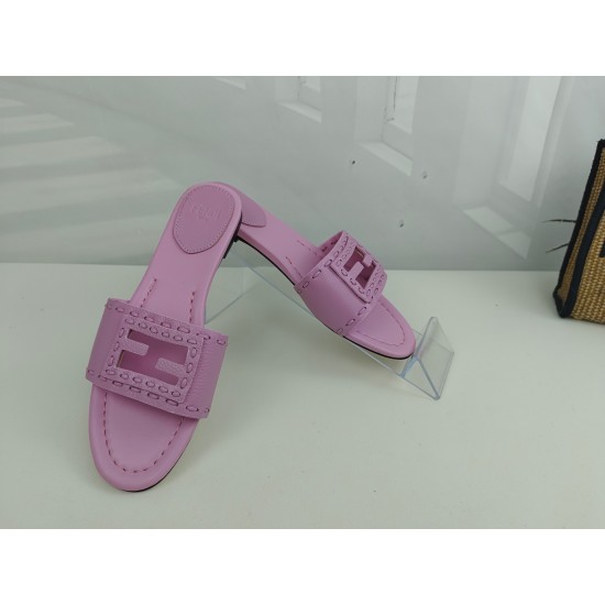 Fendi Slippers Shoes Best Quality
Women 35-41