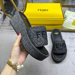 Fendi Slippers Shoes Best Quality
Women 35-41