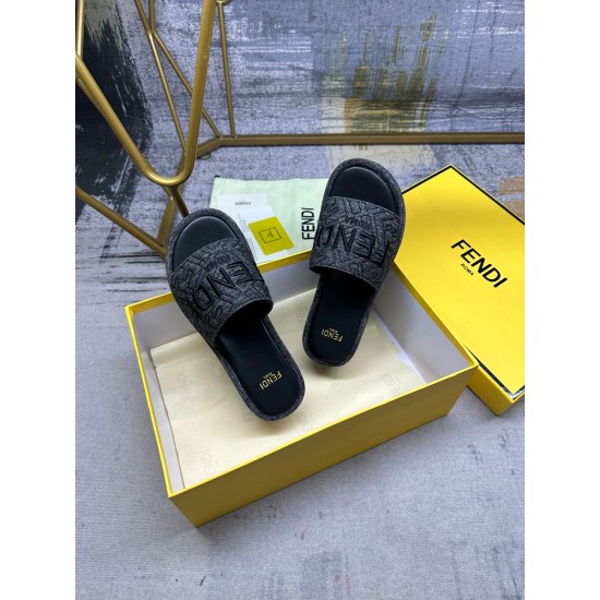 Fendi Slippers Shoes Best Quality
Women 35-41