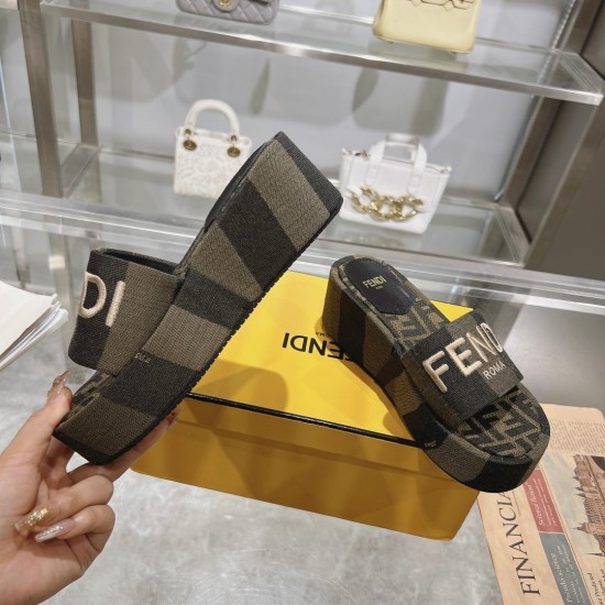 Fendi Slippers Shoes Best Quality
Women 35-41
