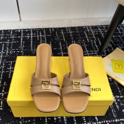 Fendi Slippers Shoes Best Quality
Women 35-41