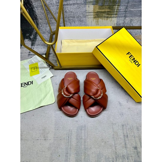 Fendi Slippers Shoes Best Quality
Women 35-41