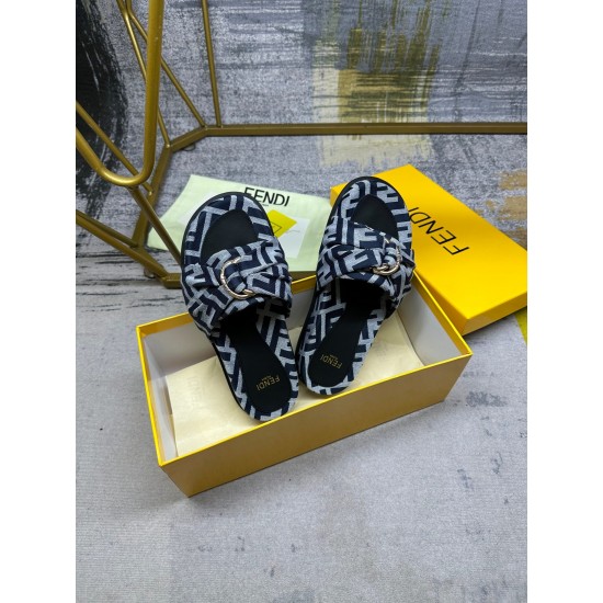 Fendi Slippers Shoes Best Quality
Women 35-41