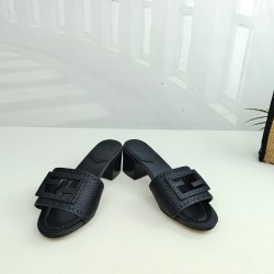 Fendi Slippers Shoes Best Quality
Women 35-41