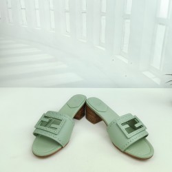 Fendi Slippers Shoes Best Quality
Women 35-41