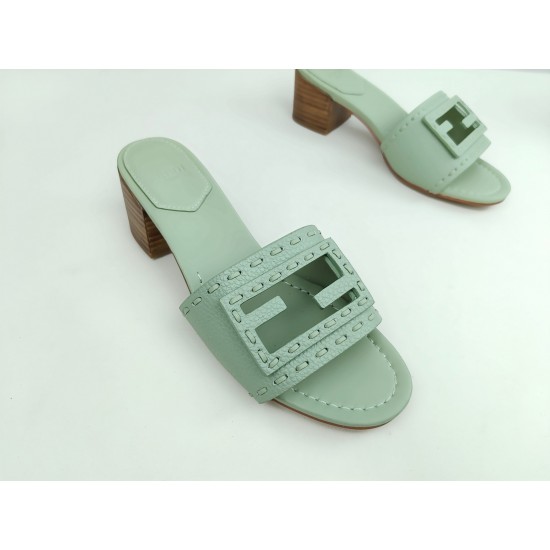Fendi Slippers Shoes Best Quality
Women 35-41