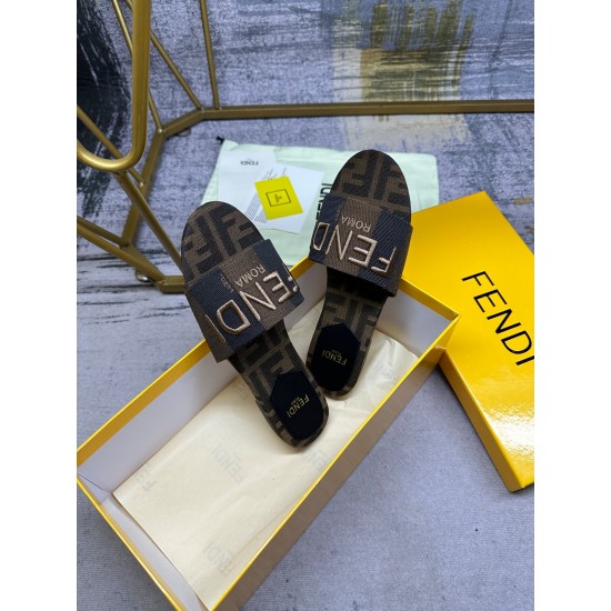 Fendi Slippers Shoes Best Quality
Women 35-41
