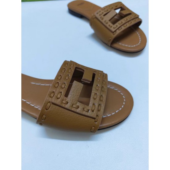 Fendi Slippers Shoes Best Quality
Women 35-41