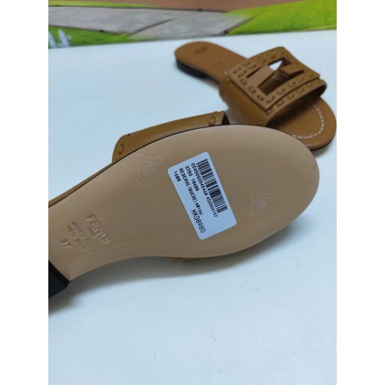 Fendi Slippers Shoes Best Quality
Women 35-41