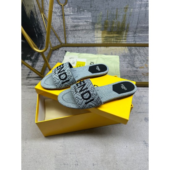 Fendi Slippers Shoes Best Quality
Women 35-41