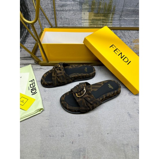 Fendi Slippers Shoes Best Quality
Women 35-41