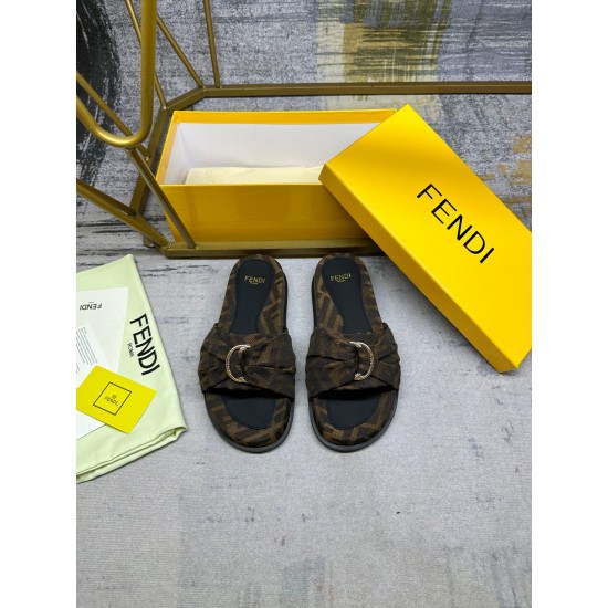 Fendi Slippers Shoes Best Quality
Women 35-41