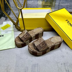 Fendi Slippers Shoes Best Quality
Women 35-41