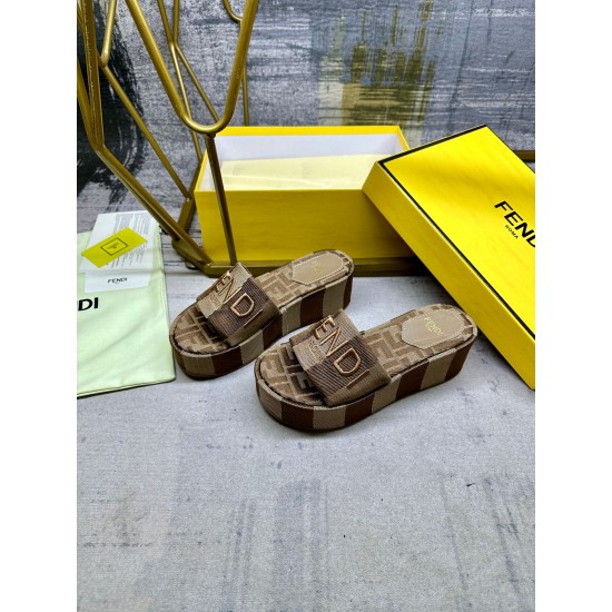 Fendi Slippers Shoes Best Quality
Women 35-41