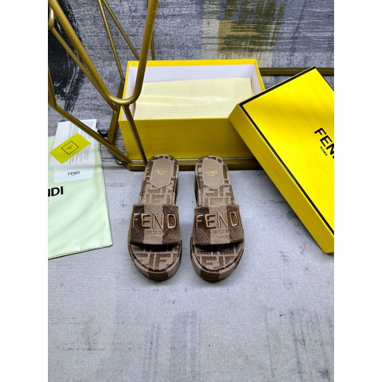 Fendi Slippers Shoes Best Quality
Women 35-41