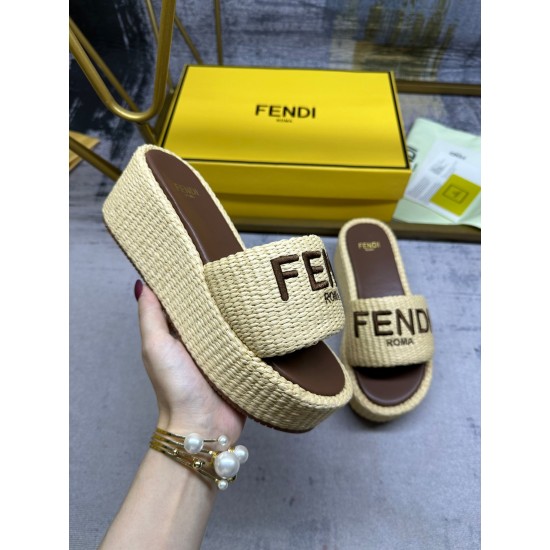 Fendi Slippers Shoes Best Quality
Women 35-41