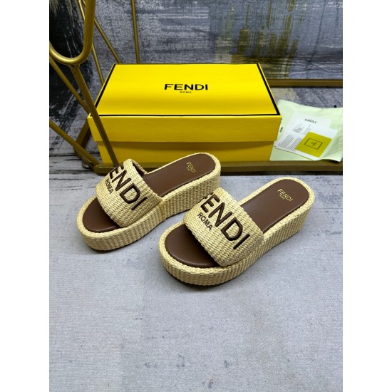 Fendi Slippers Shoes Best Quality
Women 35-41
