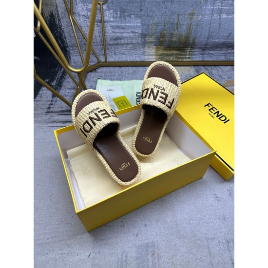 Fendi Slippers Shoes Best Quality
Women 35-41