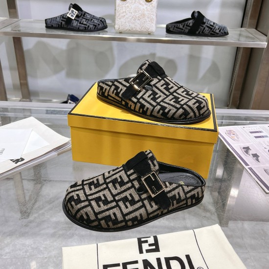 Fendi Slippers Shoes Best Quality
Women 35-41