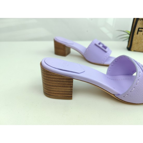 Fendi Slippers Shoes Best Quality
Women 35-41