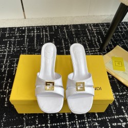 Fendi Slippers Shoes Best Quality
Women 35-41