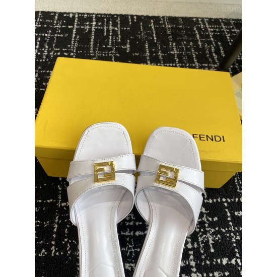 Fendi Slippers Shoes Best Quality
Women 35-41