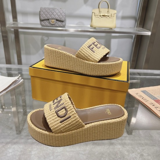Fendi Slippers Shoes Best Quality
Women 35-41