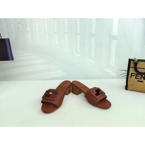 Fendi Slippers Shoes Best Quality
Women 35-41