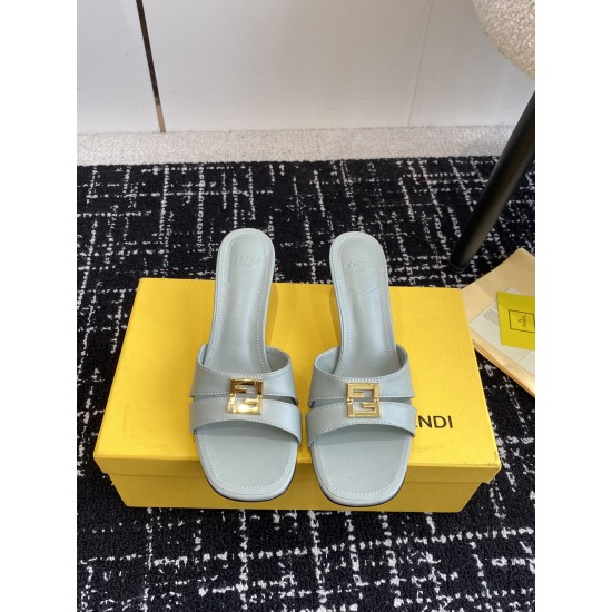 Fendi Slippers Shoes Best Quality
Women 35-41