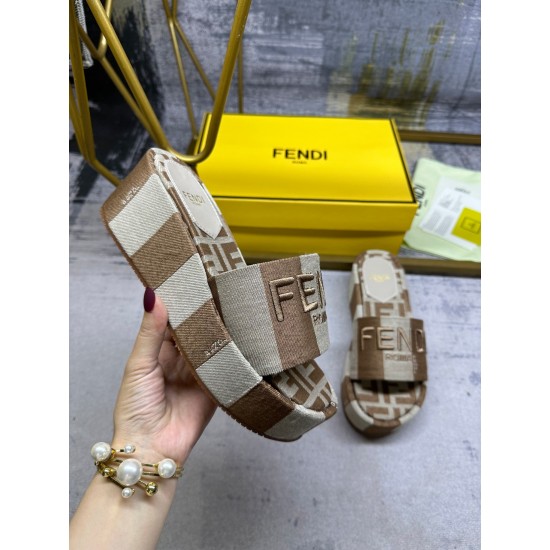 Fendi Slippers Shoes Best Quality
Women 35-41
