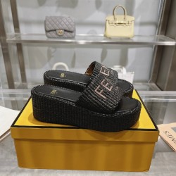 Fendi Slippers Shoes Best Quality
Women 35-41