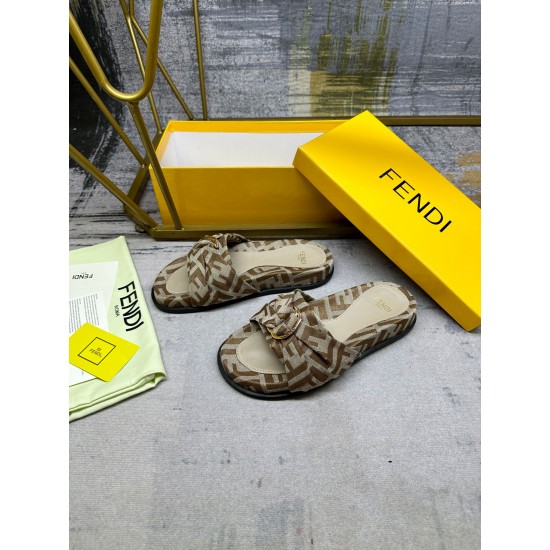 Fendi Slippers Shoes Best Quality
Women 35-41