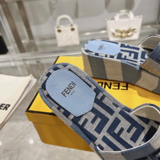 Fendi Slippers Shoes Best Quality
Women 35-41