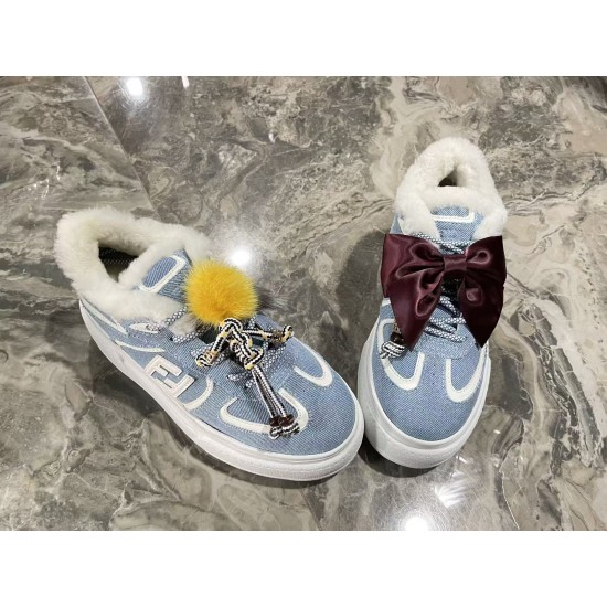 Fendi Sneakers Shoes Best Quality
Women 35-41
men 39-45