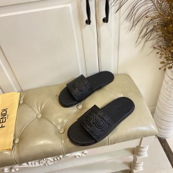 Fendi slippers