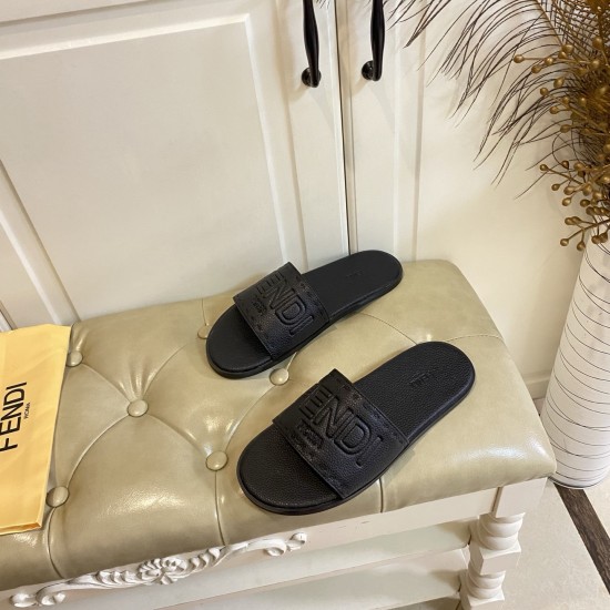 Fendi slippers