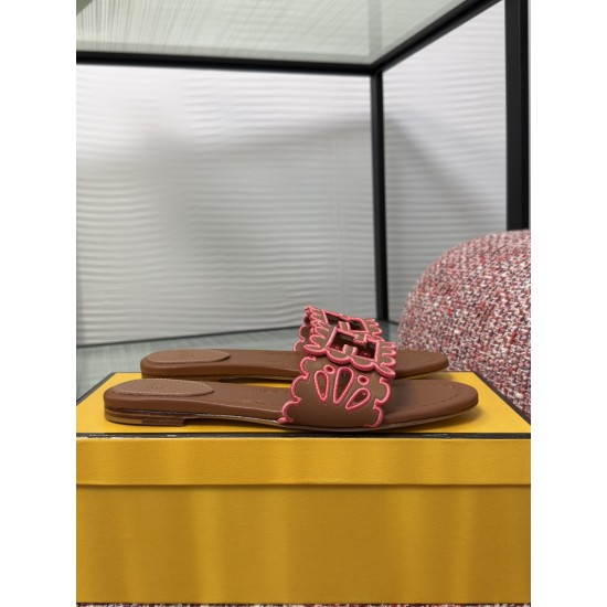 Fendi slippers