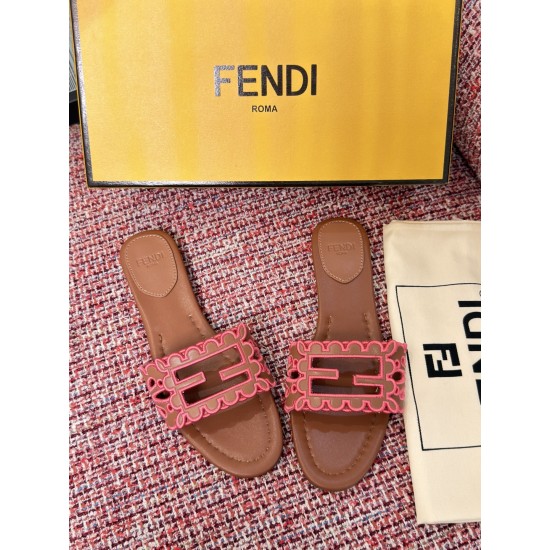 Fendi slippers