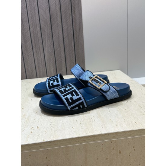 Fendi slippers