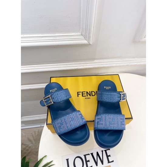 Fendi slippers