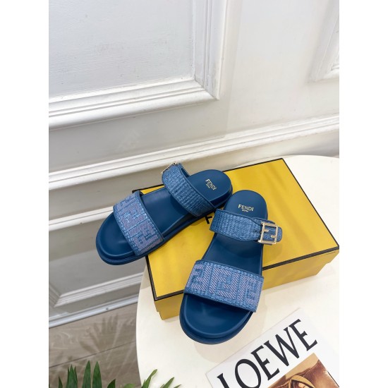 Fendi slippers