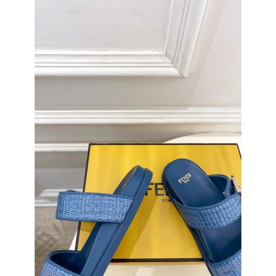 Fendi slippers