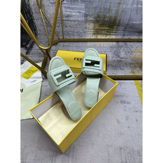 Fendi slippers