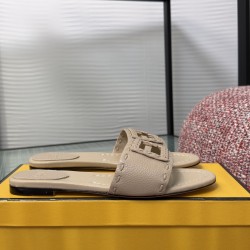 Fendi slippers