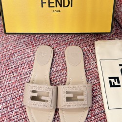 Fendi slippers