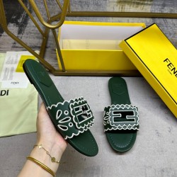 Fendi slippers