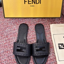 Fendi slippers