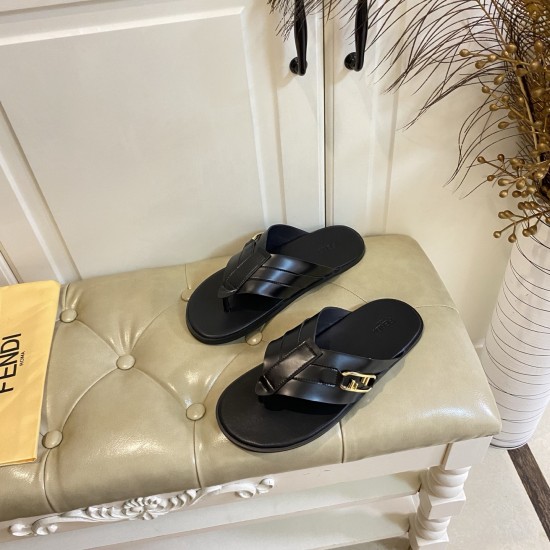 Fendi slippers