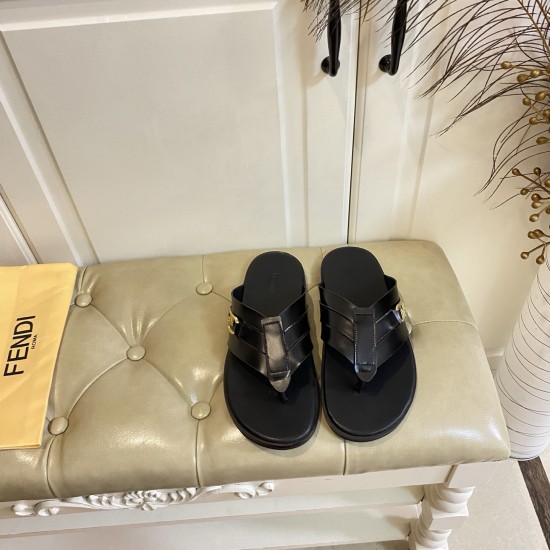 Fendi slippers